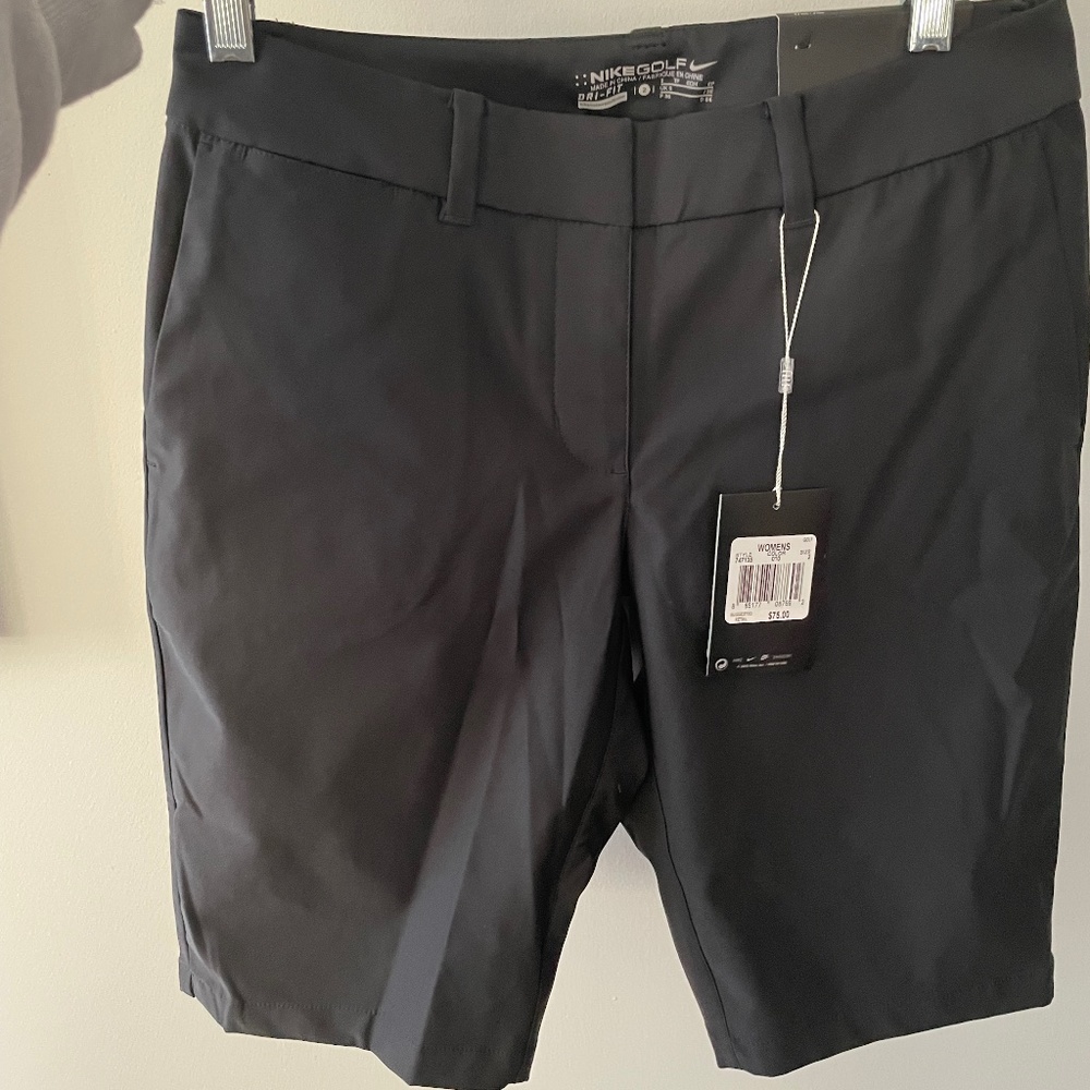 Women’s NIKE Bermuda golf shorts
